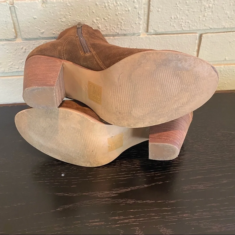Sole Society Alexi Womens Wedge Bootie Ankle Boots Brown Suede Size 8.5